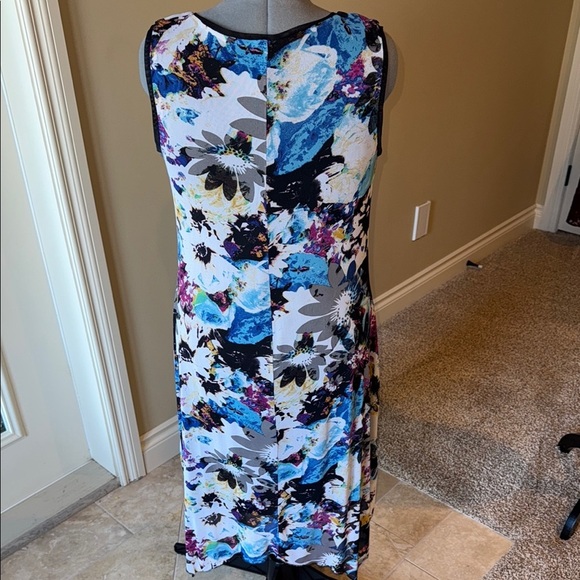 Clientele Sundress Dress Blue and White Floral V-Neck Midi Summer Colourful - Picture 4 of 7